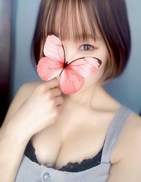 おはようございます！

暑いけどいい天気で気持ちがいいですね☺️☀️
お盆はいかがお過ごしですか？

今日は22:00ま
