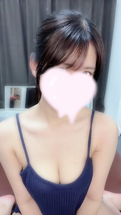 退勤しました！
今日来てくださったお兄様方ありがとうございました🎀

お兄様と過ごす時間、ぽかぽかでしあわせ〜₍ᐢ.ˬ.