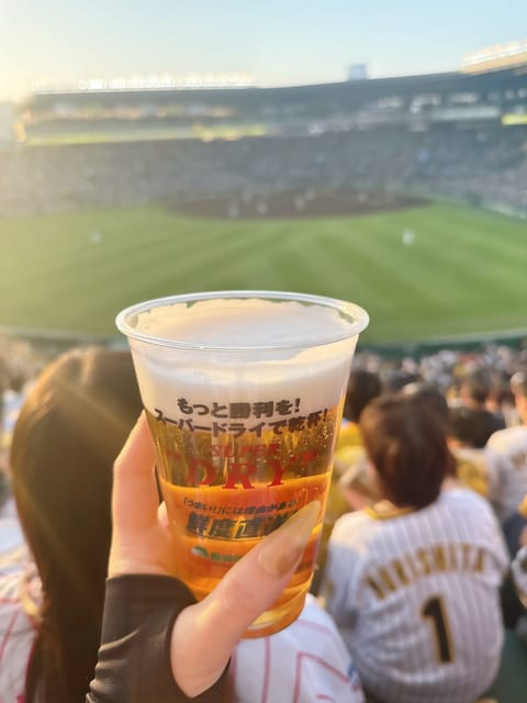負けほー！🐯！でもむっちゃいい試合！！
楽しかった！！また明日頑張ろね⚾️💖
隣の知らんおじさんと仲良く風船飛ばせてやっ