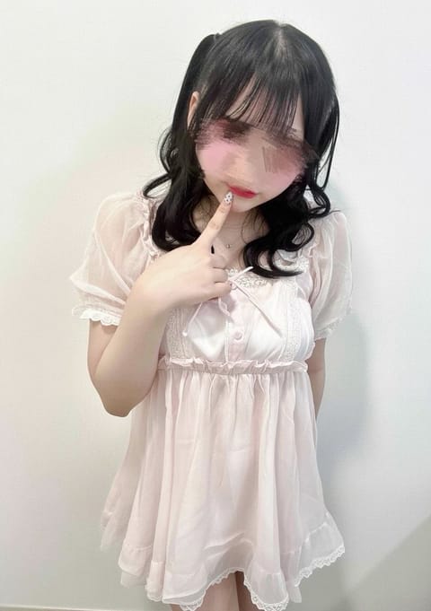 さな出勤しました🫰🫰
 本日05時までお待ちしております❤️‍🔥❤️‍🔥