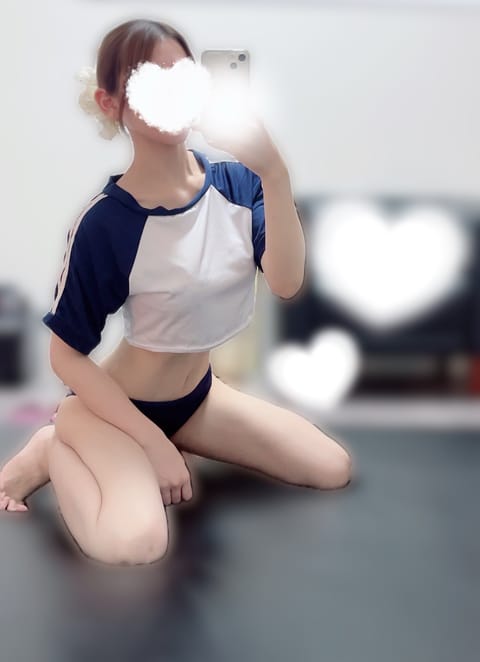 おはようございます☀️

今日もあちちですね🥵

溶けちゃいそう…⛄️

仲良し様、初めまして様方、涼しいお部屋で待って