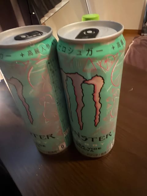 本日も完売ありがとうございました🈵🎶
天気悪い中会いに来てくれて嬉しい！！
モンスターもありがとう🥤
明日も出勤してます