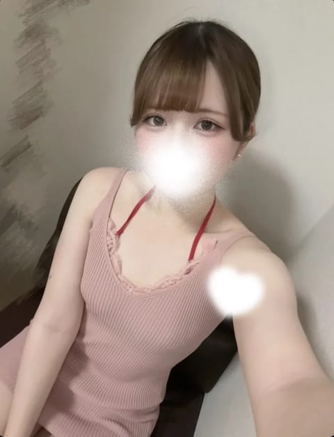 こんにちは！みゆです🎀

今日は18:00〜5:00まで出勤してます♡
事前予約ありがとうございます✨
みゆとゆ