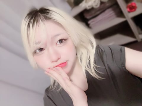 昨日も🈵ありがとうございました🙏☺

本日も恵比寿に出勤です❣️
✨️21:50-7:00✨️

4日 恵比寿
✨️23
