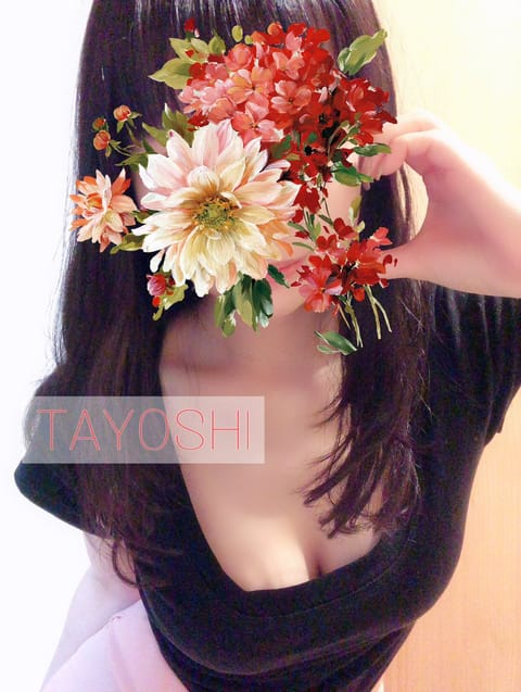 ⋆͛📣 今後の出勤スケジュール 💫💫

来週は初の平日遅番があります！！💡

いつもお昼しかいない....と諦めていたお