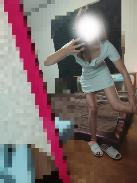 出勤してます😊
お時間会う方は会いに来てください✨

❀出勤予定です❀

2/26㈪　11時〜18時
2/27㈫　11時