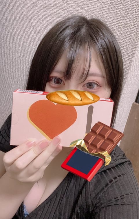 おはようございます₍ᐢ‥ᐢ₎ ♡
昨日はありがとうございました(´｡✪ω✪｡ ` )！！仲良しさんからポッキー貰ったの♡