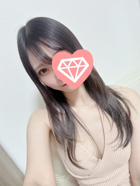 東新宿のお部屋に出勤してます💗
お部屋暖かくしてるので会いに来てほしいな(*´`)