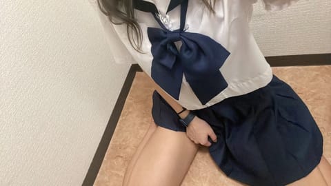 【告知】

実は今月いっぱいで卒業することになりました😊✨

残り、明日ともう1日出れたらな。と思います😊💓

是非最後