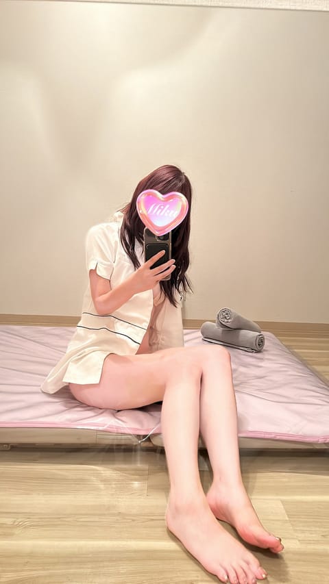 みなさま、3連休はゆっくりできていますか？🍁
私はお客さまとたくさんお話しできて、ほっこり幸せな気持ちで過ごしています☺
