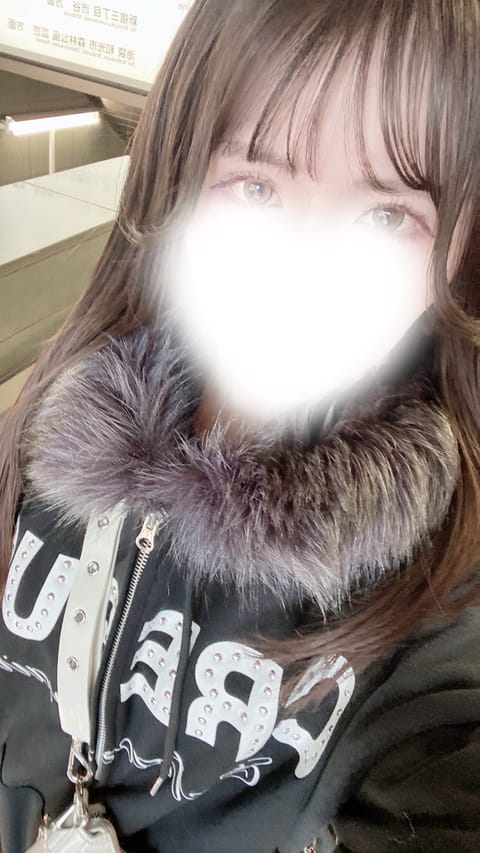 空いておらずやはり23:00-になりました…ﾄﾎﾎ( ×ω× ;)
またまた久々&日曜日の夜になっちゃいましたが会いに来