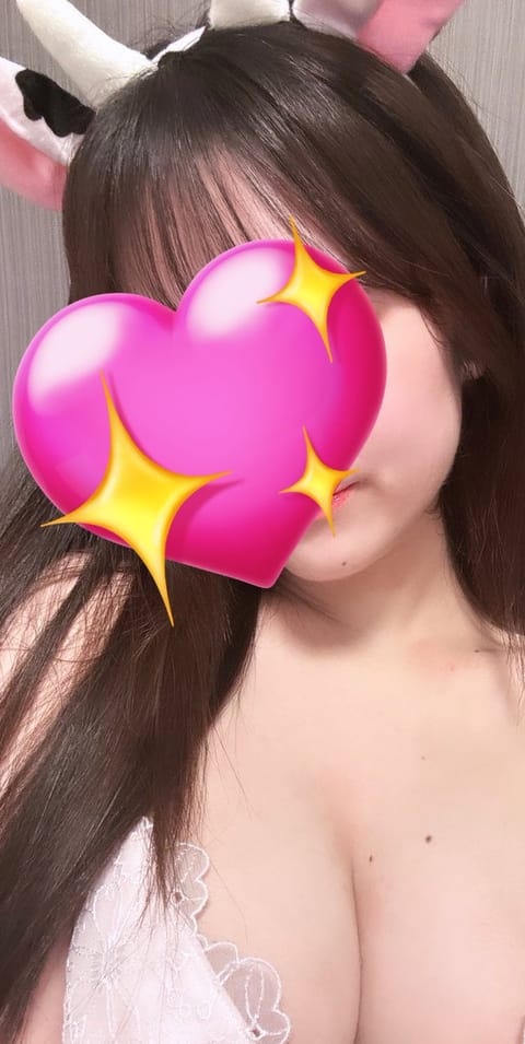 みくです(՞ ܸ.ˬ.ܸ՞)”

本日5:00までいます🙌🏻💖

ちょっと飲んできたからほろ酔い(*´꒳`*)

酔うと