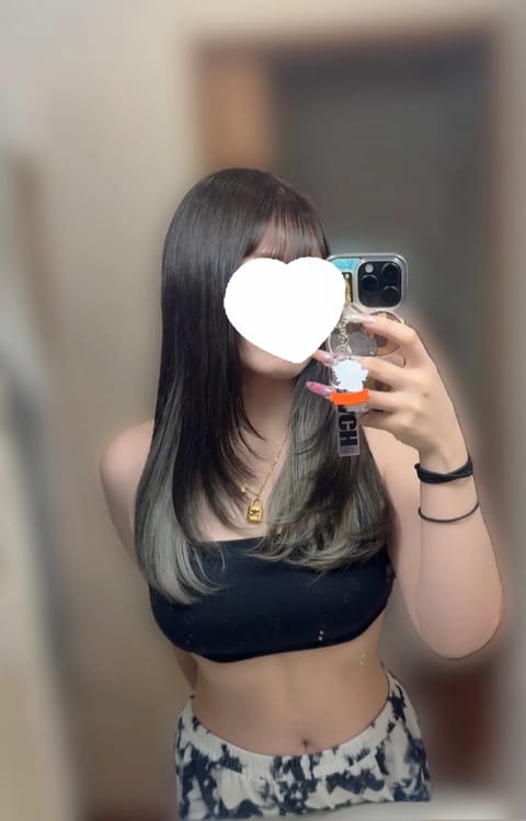 急遽22時~出勤することになりました✨
雨が降ってて足元が良くないけど良かったら遊びに来てくれると嬉しいな♡
スタートか