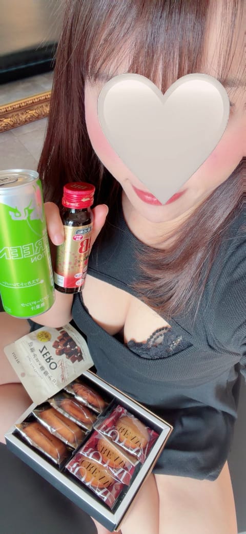 おはようです🌟
最近差し入れたくさんもらえる❣️
嬉しい💛ありがとうございますっ🥰🙏