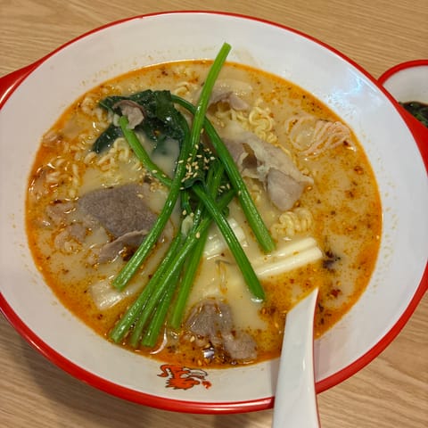 麻辣湯しかたべてない꒰՞ ܸ. .ܸ՞꒱