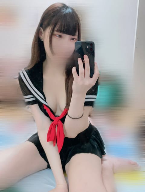 本日、13:30~20:00 千歳烏山ルームにいます☀️

3連休の真ん中！ゆあと過ごそ〜🫶🏻💞
身体の疲れ、ゆあのまっ