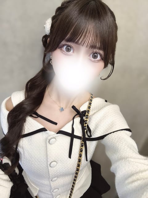 おはようございます☀️
このあと武蔵浦和ルーム出勤です！

いい天気〜〜〜😽きょうは日曜日なのでたくさんのお兄さまにお会