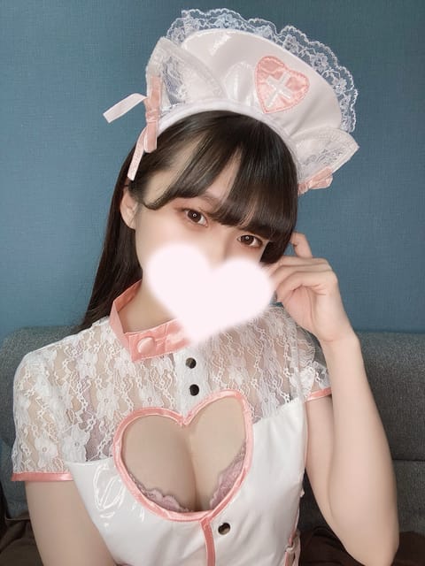🤍本日からの2日間出勤します🤍

練馬のお部屋にいます🏡⋆*

たくさんご予約お待ちしております（๑  𖥦 ๑)💗
