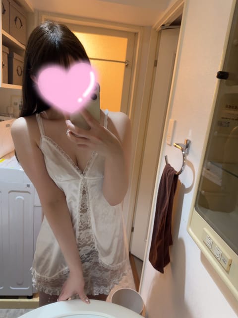 りかです👼💕本日11時〜20時で登戸ルームいます🍒年内ラスト出勤もよろしくお願いします🥹🌟🎀クリスマスりかと一緒に過ごし