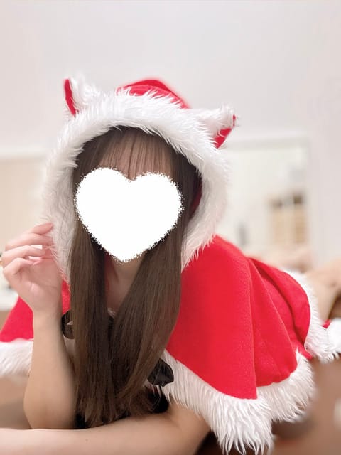 本日もありがとうございました🤍

次回出勤日は、
12/19(金)13:00-22:00 新松戸🍒

ご予約お待ちしてお
