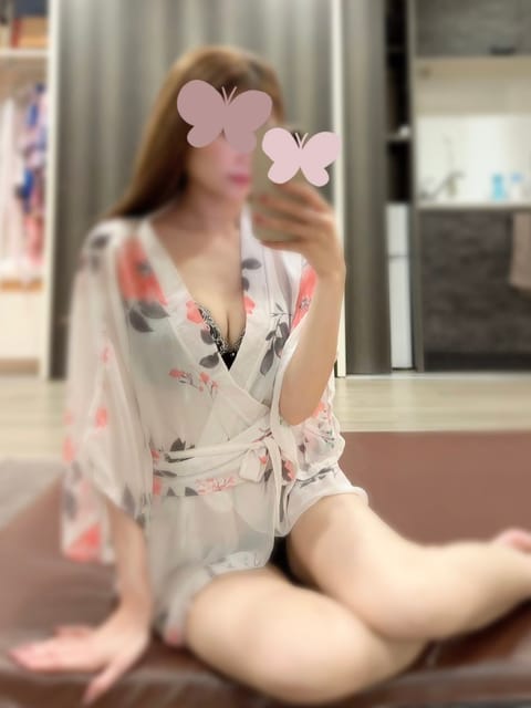 X始めました💐
海癒楽の三華あいさです♡
よろしくお願いします🩷

本日18:00〜25:00まで出勤してます！
是非、