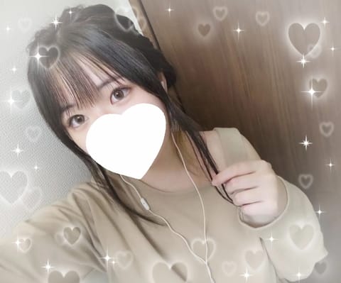 こんにちは☀️

昨日は月曜日＆とんでもお天気でしたが☔

たくさん姫予約頂けて
めちゃめちゃ助かりました😭💕

今日も