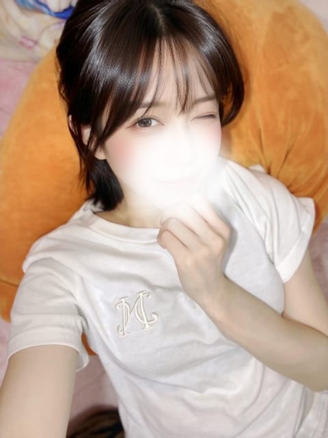 今日も元気に12:00〜
池袋のルームにいます❣️

ご予約いただいてるお兄様
ありがとうございます😊💓
今日もお兄様と