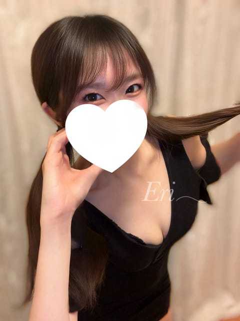 今日は綱島ではなく、
新横浜 になりました！

気分で
高校生ぶりのツインテール！
20歳はギリギリセーフ？？🤧

今日