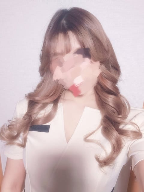ただいま小倉👼💘昨日来てくれたお兄様達
ありがとうございました🧸🧡🧡
時間延長までしちゃったよ幸せ🎀🫧🫶🏻 -
博多楽し