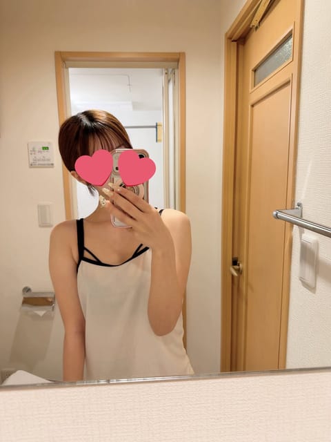 本日から出勤します！さなです
よろしくお願いします🙇🏻‍♀️

早速のご予約ありがとうございます！
本日3時まで出勤です