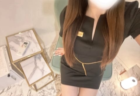 今日は12:00～19:00です！
天気いいね~☀️
お待ちしております(՞ .   .՞)♡