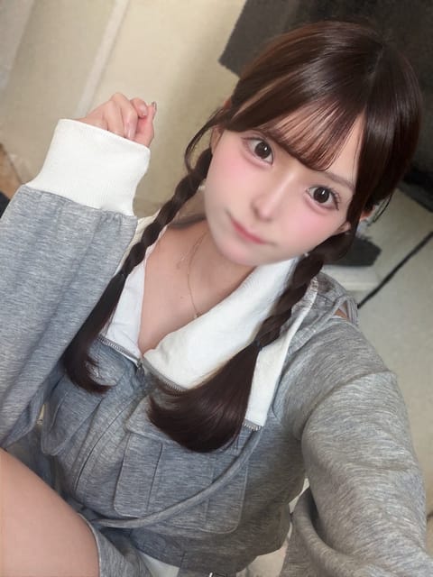 星乃あみの