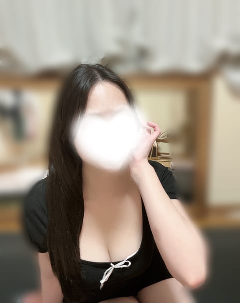 本日駅北店出勤です♡
ご予約入って満了になりました🙌
ありがとうございます😘