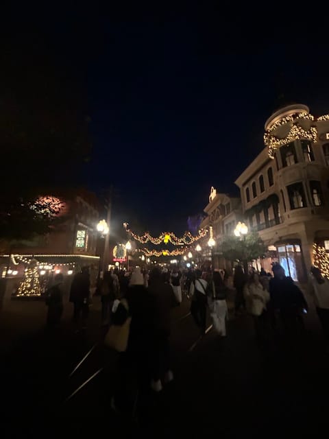 こんにちは✨

本日は葛西ルームにて出勤してます！
12~26時まで受付していますので、ぜひ華金に癒されに来てください🌸