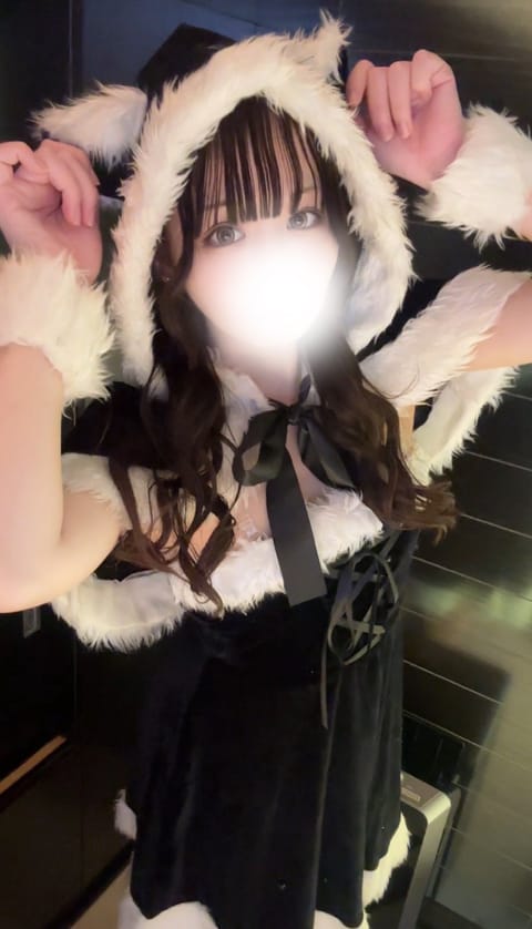 こんばんは~☾ *.

今日は3時まで秋葉原です🐰🎀⸝꙳

今日はめずらしくお昼に外に出たんですけど暑くてびっくりでした