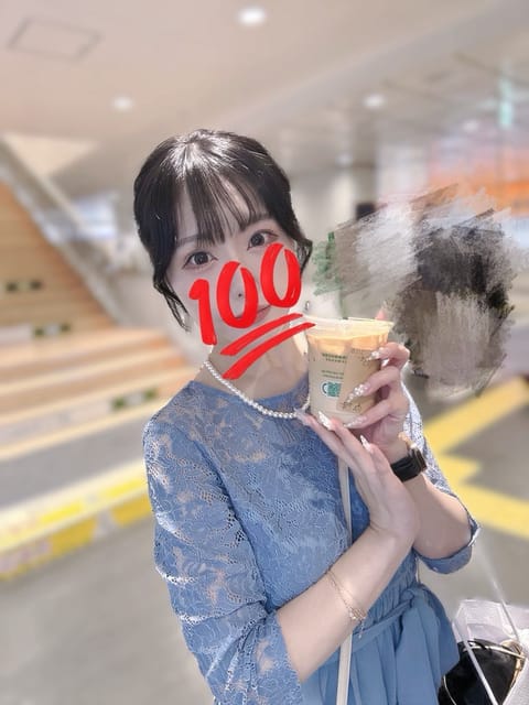 先月は友達の結婚式で幸せを沢山分けて貰ってきました🌼💕
久しぶりにみんなで集まってついつい飲みすぎちゃった꒰՞⸝⸝⊃ ·