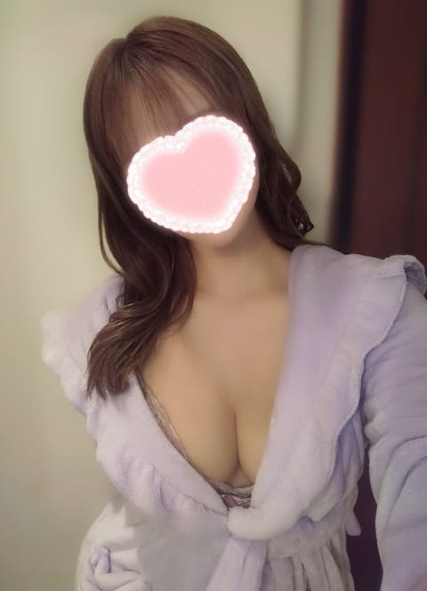 🖤来週の出勤🖤

30日　12-20　三茶Room
1日　12-20　銀座Room

ご予約お待ちしてます🍀🕊️