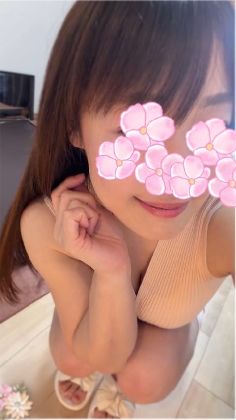 おはようございます🎵
休みは自然に触れてリフレッシュしてきました😉🌳
暑かったので川で足を冷やすととっても気持ちよかった