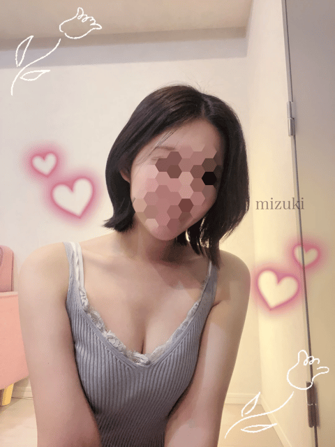おはようございます☀️

日付け変わってしまいましたが、
昨日は短時間の出勤にも関わらず
🈵枠でお兄さん達にお会いできま