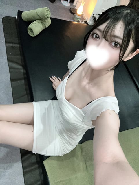 出勤しました👼🏻💞

連休、みなさんはどんなふうに過ごしていますか？💭

お仕事の方も、お休みを満喫している方も、少し疲