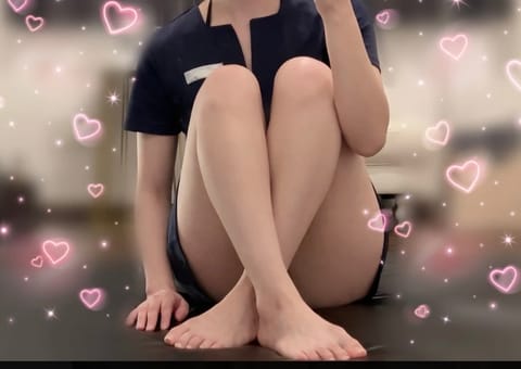 こんばんは！出勤してます( ᴗ ̫ ᴗ )🍀*゜
前回はずっとバタバタで大変だったけど沢山会えて嬉しかった(* ᴗ͈ˬ