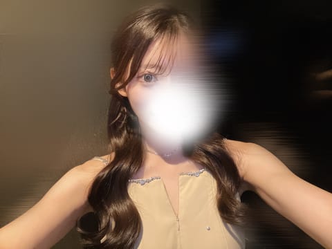 10時半からいるので来てくれる人だけDMください。お店の場所言います。ちなみに大阪です。
来てくれる人だけ、ね。