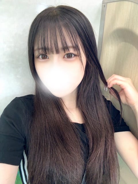 はじめまして🌟
本日🍑NEXTに初出勤します【若槻ゆら】です💖

初出勤のルームは東新宿です❕

実はめちゃくちゃ緊張し