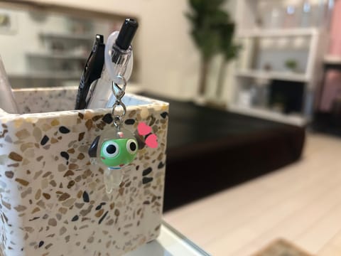 昨日は完売ありがとうございました💕

大好きなケロロのキーホルダーくれた‥🥺♡
ありがとう( ᐪ꒳ᐪ )✧⁺

次回出勤