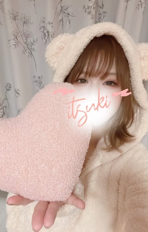 遅れましたが来週のスケジュールと
予約状況ですっ🗓️(*.ˬ.)"
本日❣️4/25(金)🉑15:00~17:00🈵17
