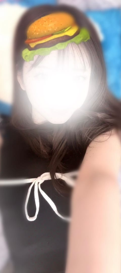 最短0時頃〜✨

雨やけどお待ちしてます🥺♡

てかダイエットのスイッチ一回
切れたら終わるT_T
喝入れて〜🥺
