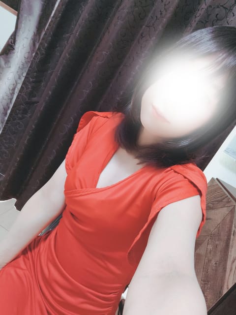 こんにちは！雪やばかったですね……！！道凍ってるから気をつけないとね(´；ω；｀)