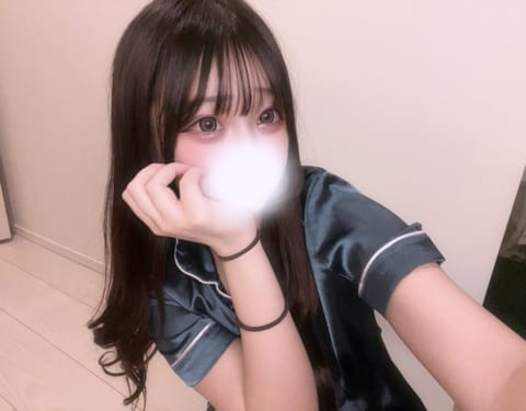 少しの間、体調を整えるためお休みです🥺
元気になって戻るので、回復次第出勤します😿💖
また会えるの楽しみにしててね🫧