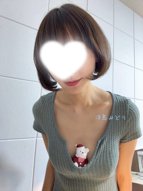 冴島です🧚🏻‍♀️
今年もありがとうございました🥰
久しぶりの再会や、たくさんの出会いがあり、来てくれた皆さまのおかげで