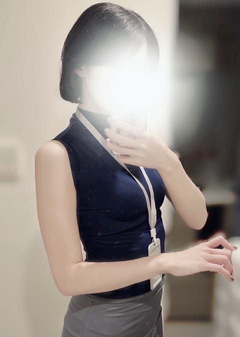 お久しぶりです♩

今週日曜29日に19時〜24時で出勤します！
いつも平日の夜しかいないので、平日お忙しい方は是非この